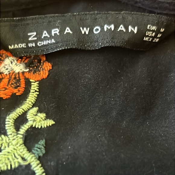 Zara Floral Embroidered Black Swing Dress Size Medium - Picture 8 of 8